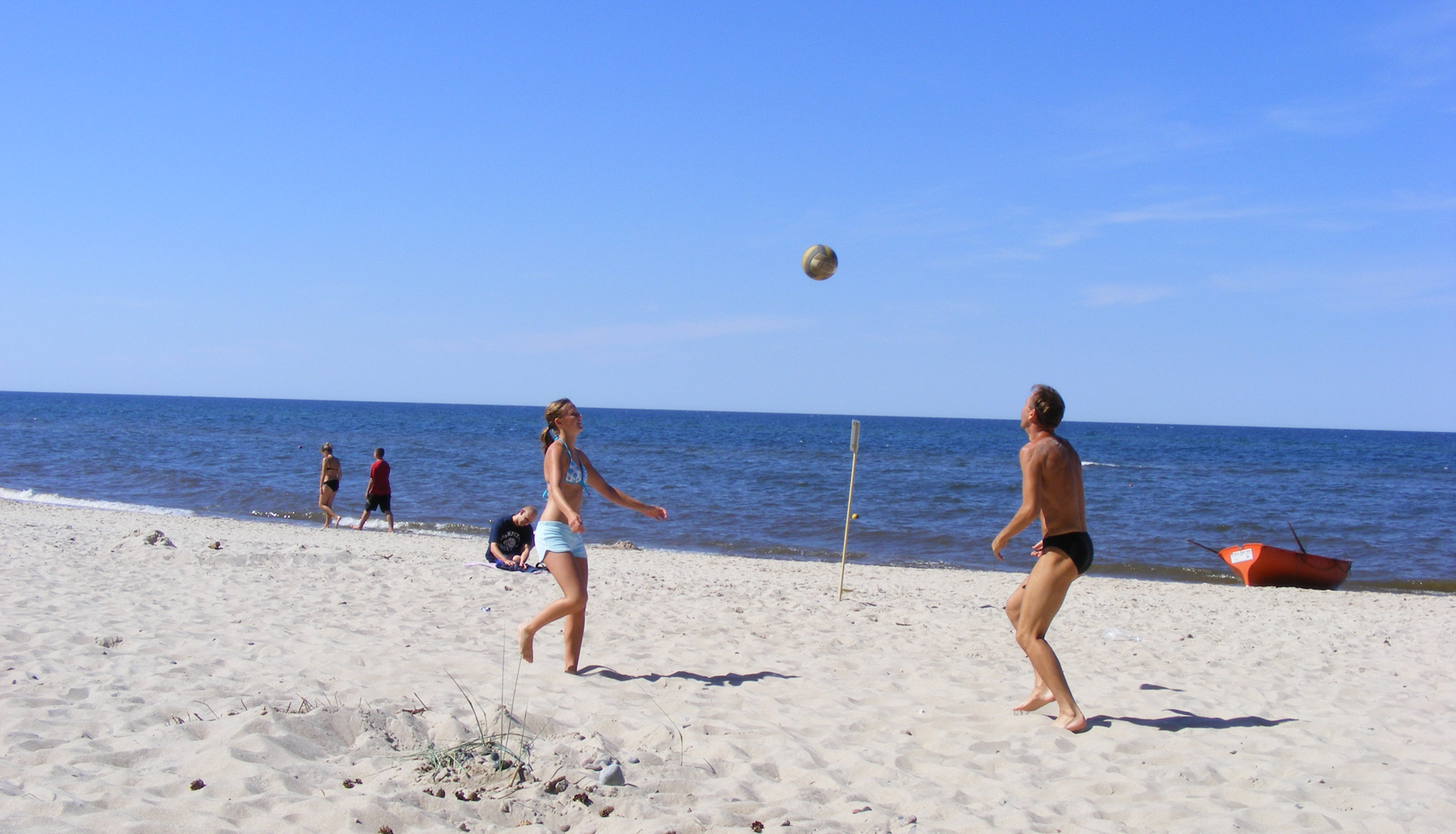 Volleyball-am-Ostseestrand-header
